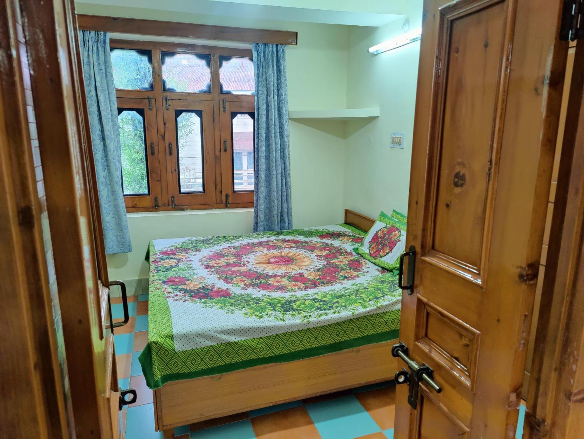 Silk Route Home Stay Kalpa Habitación foto